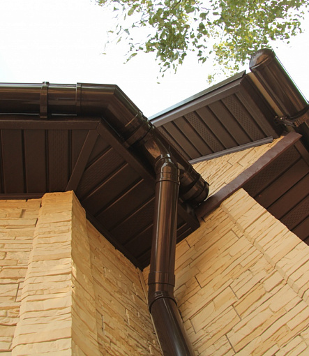 Rain gutters, Series Lux, Color Chocolate<br>RAL 8019 - 11