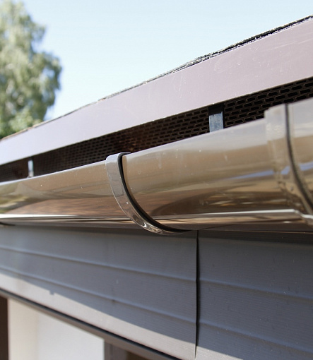 Rain gutters, Series Lux, Color Chocolate<br>RAL 8019 - 4