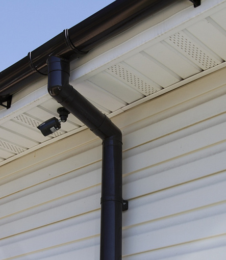 Rain gutters, Series Lux, Color Chocolate<br>RAL 8019 - 44