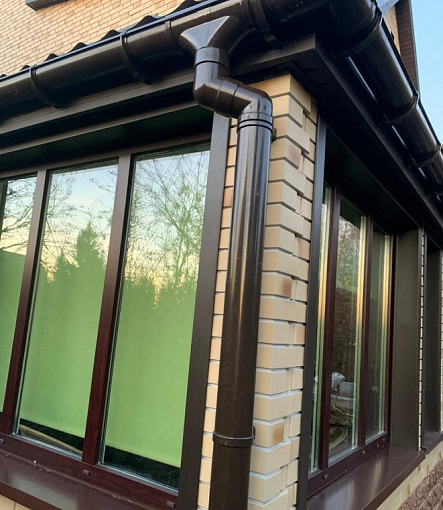 Rain gutters, Series Lux, Color Chocolate<br>RAL 8019 - 1