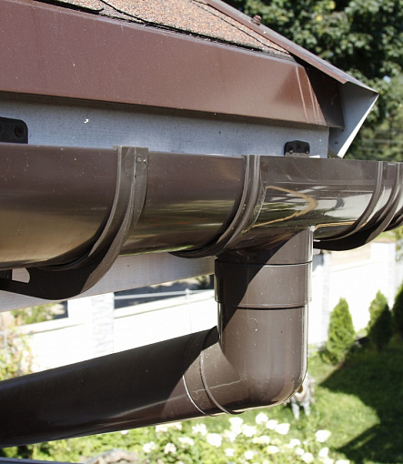 Rain gutters, Series Lux, Color Chocolate<br>RAL 8019 - 37