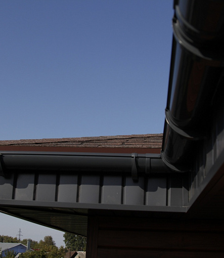 Rain gutters, Series Lux, Color Chocolate<br>RAL 8019 - 28