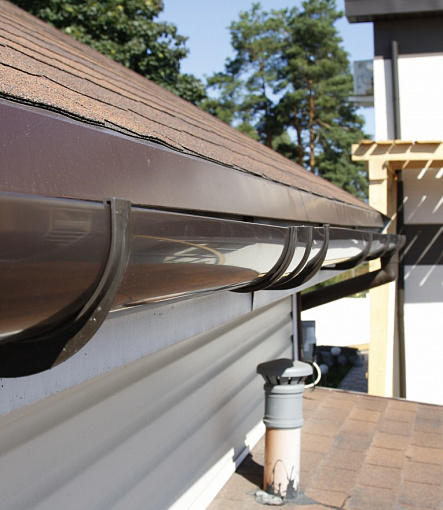 Rain gutters, Series Lux, Color Chocolate<br>RAL 8019 - 36