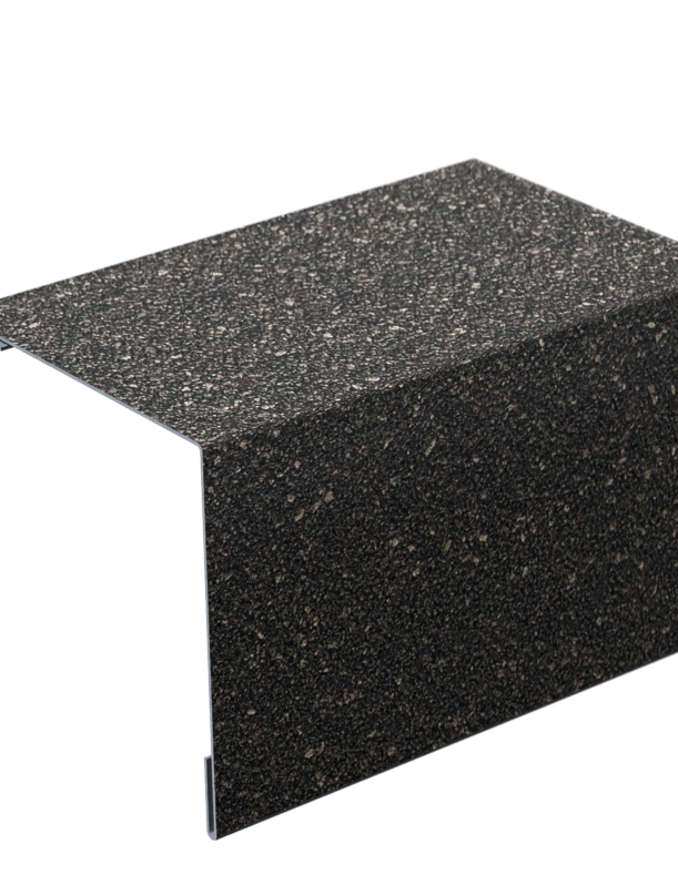 Outer corner, Mature chestnut - 1